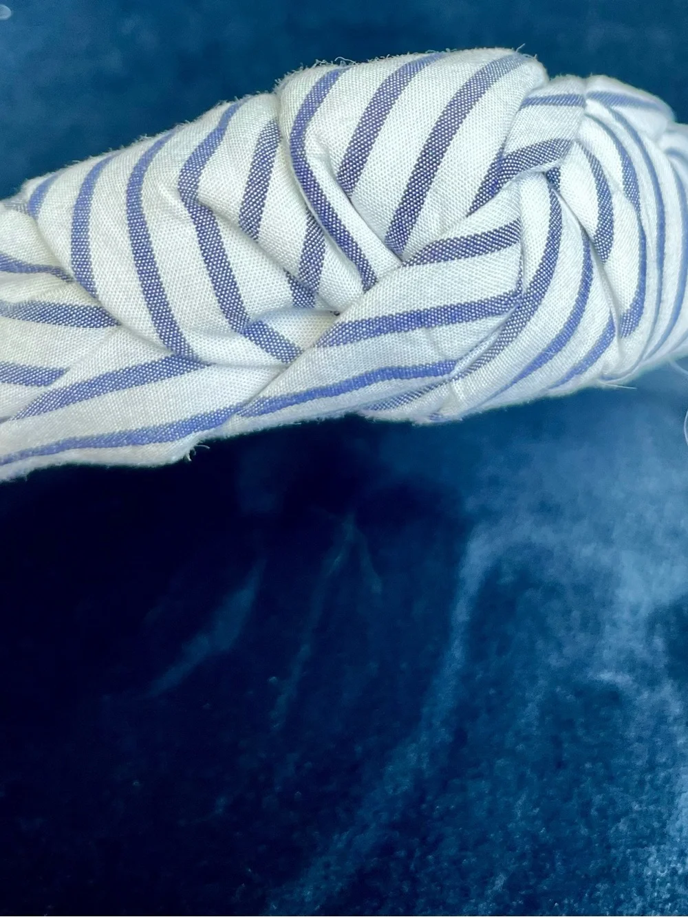 New J Crew Navy Blue & White Striped Cotton Knotted Headband 1